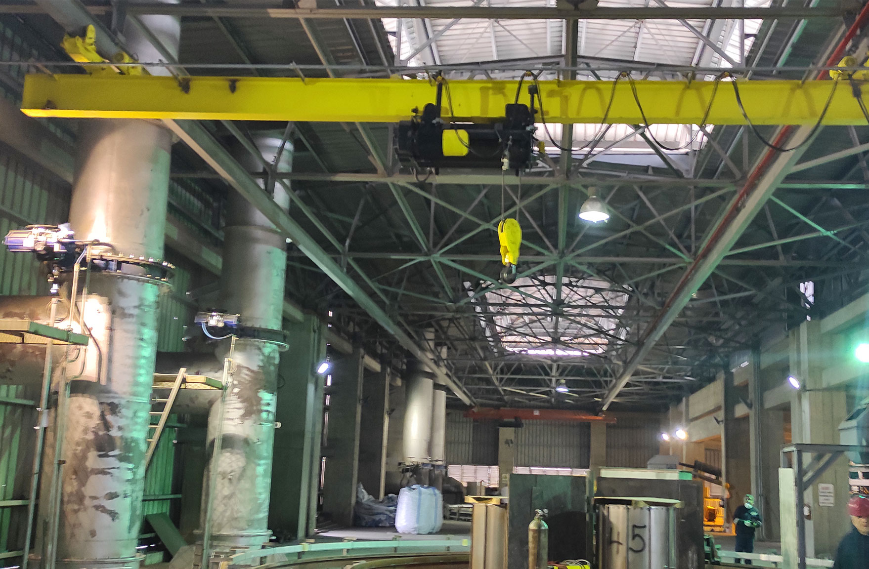 reverse-monorail-crane-Turkey
